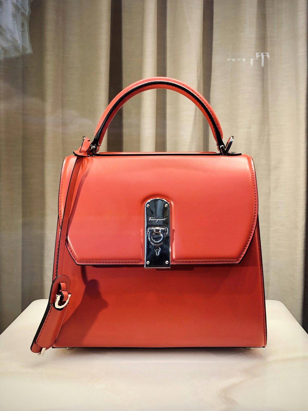 Sæt med tre scrunchies i 100% silke